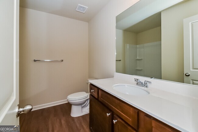 Building Photo - 220 Augusta Woods Dr