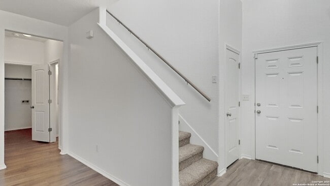 Building Photo - 2814 High Castle