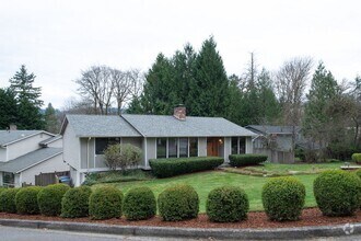 Building Photo - Spacious 4-Bedroom Home Offering Seamless ...