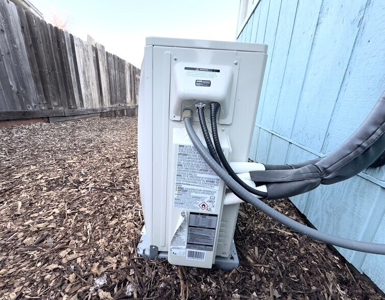 Minisplit unit - 16060 39th Ave