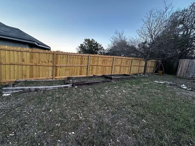 Building Photo - D.Schrager Properties3 (7213 Oak Meadow Dr)