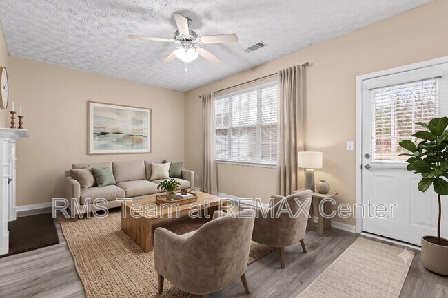 Building Photo - 4932 Vireo Dr