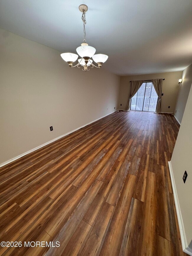 Building Photo - 22 Beverly Ct