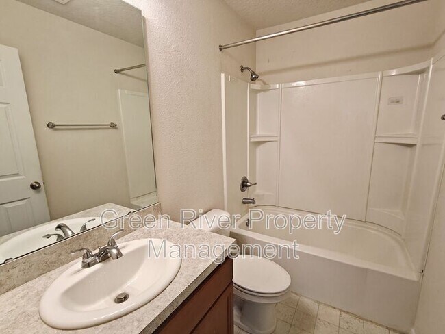 Building Photo - 5138 Sawmill Pt Wy