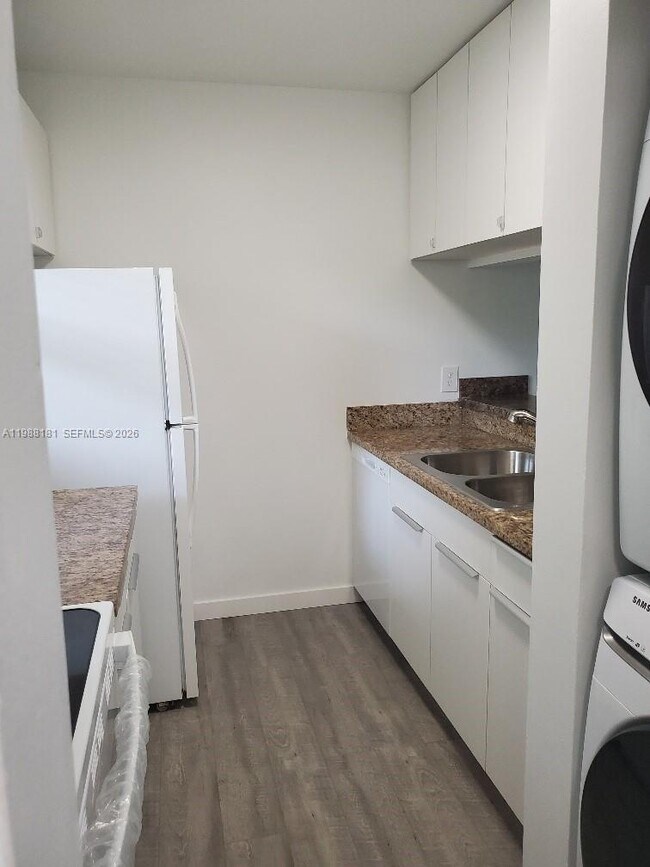 Building Photo - 3238 NW 102nd Terrace