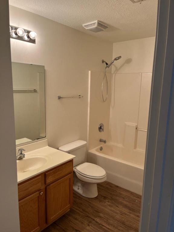 Building Photo - 1117 Rookery Dr