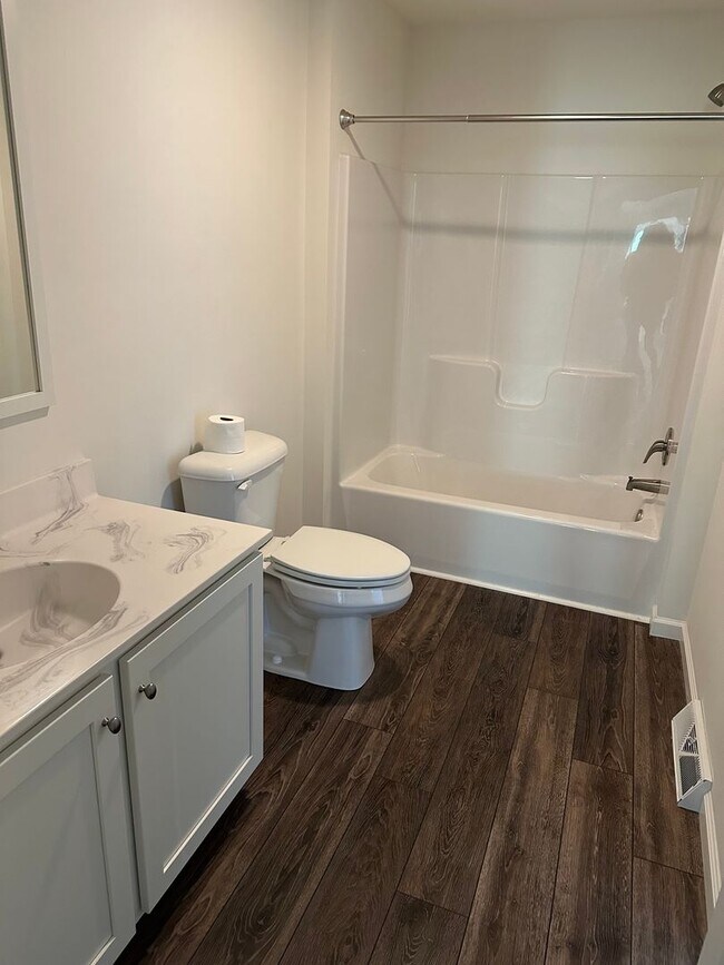 Building Photo - Immaculate 3 bedroom home in Boalsburg ava...