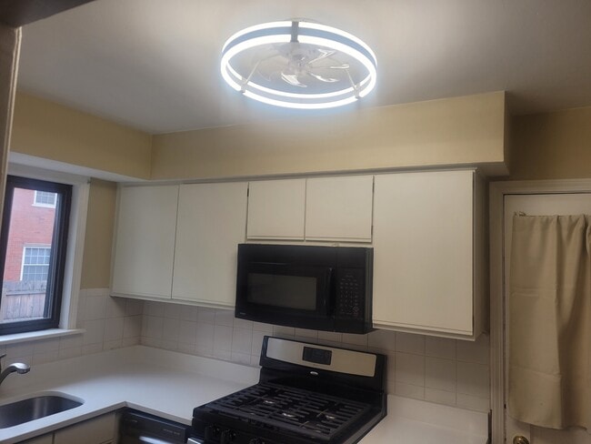 Building Photo - 1540 Ashland Ave