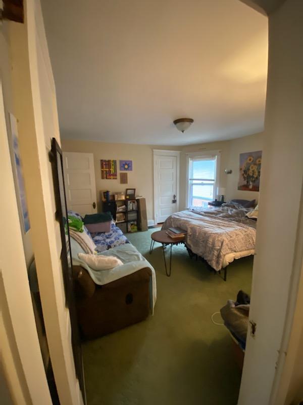 Building Photo - 250 Center St