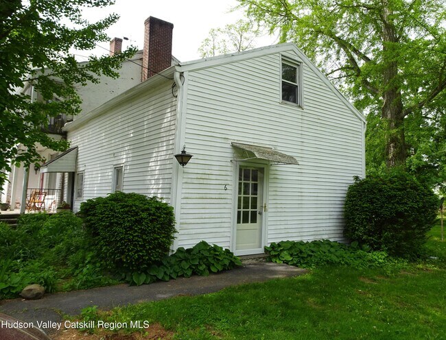 Building Photo - 549 NY-23B