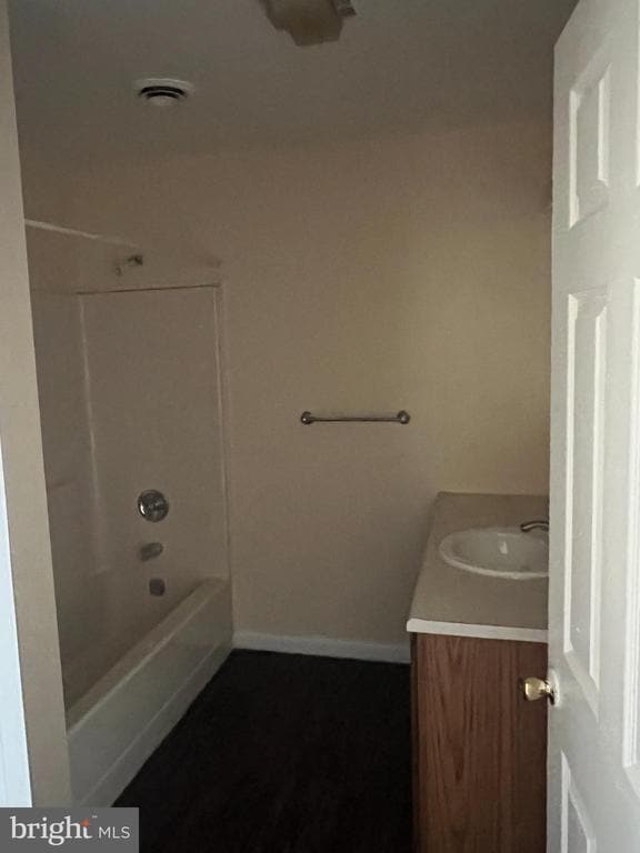 Building Photo - 3103 Walnut St