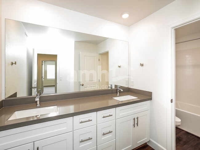 Building Photo - 6509 Enlightenment Dr