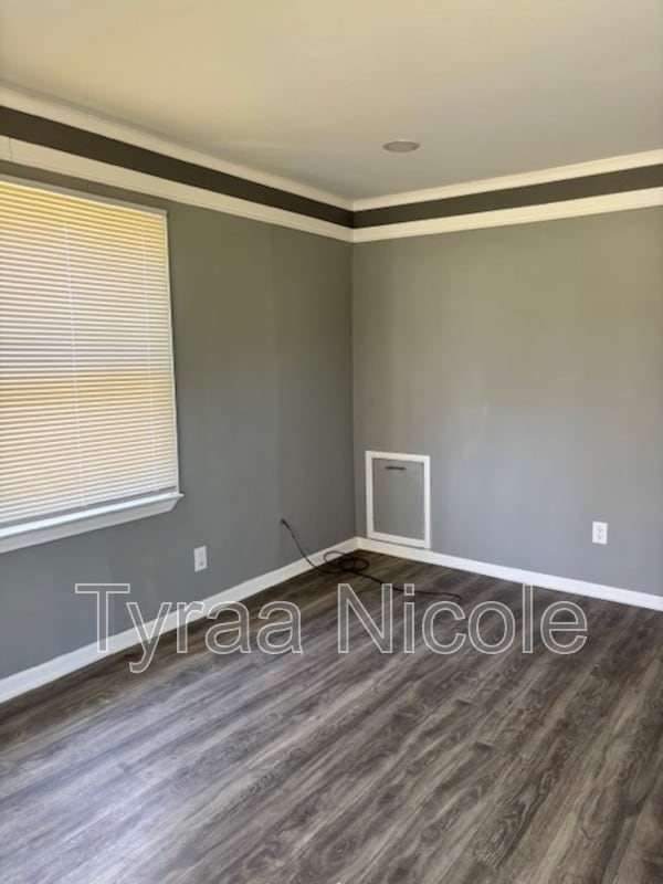 Building Photo - 19144 Moross Rd