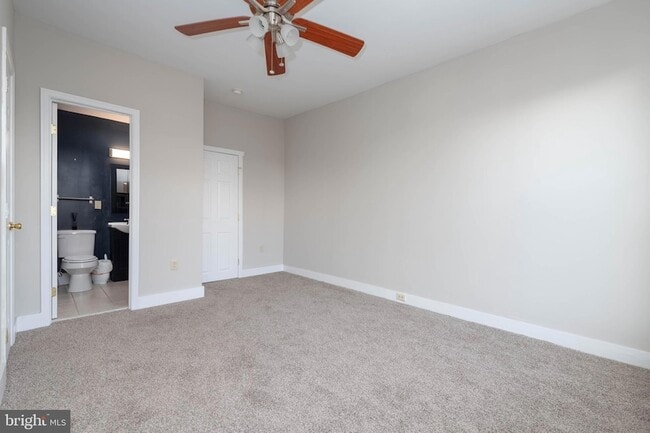 Building Photo - 224 N Milton Ave