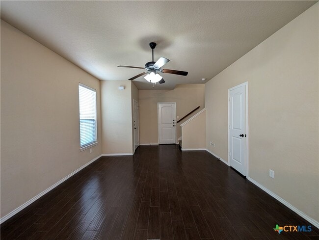 Building Photo - 1028 Brown Rock Dr