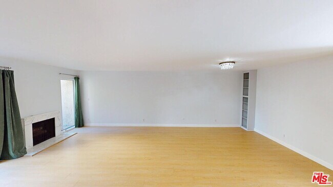 Building Photo - 5115 Kester Ave