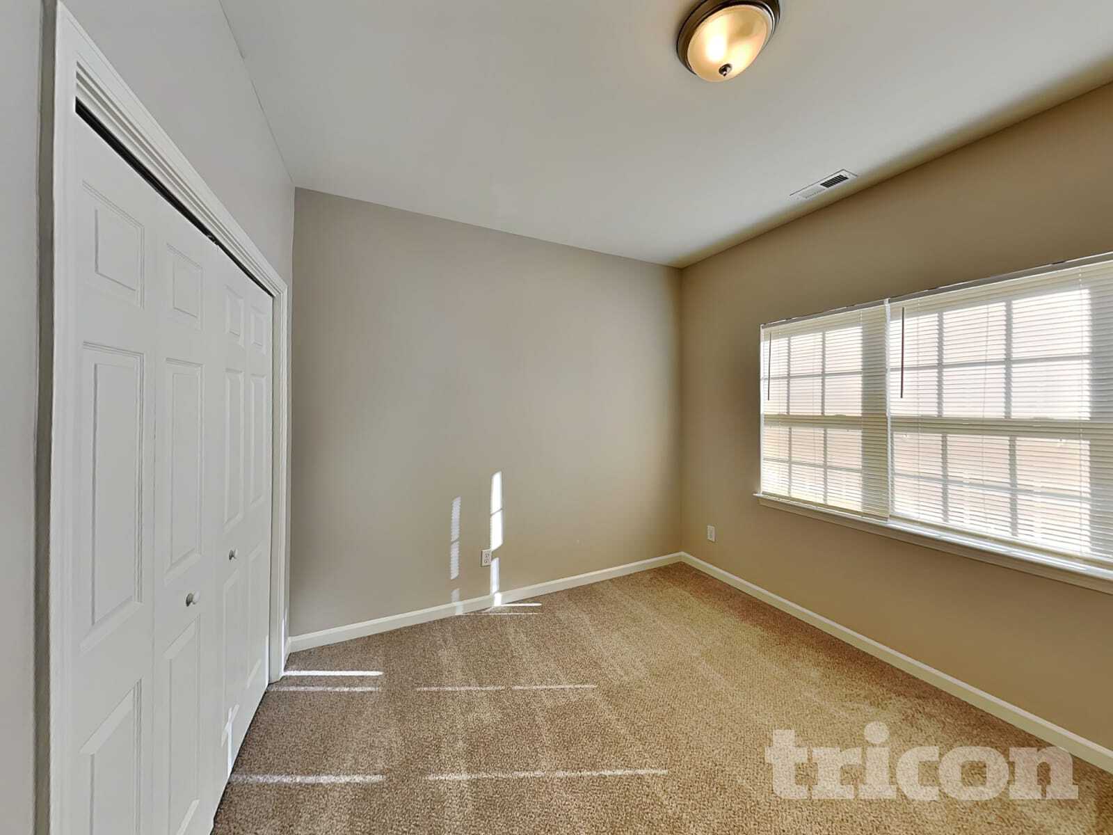 Building Photo - 11730 Crossroads Pl