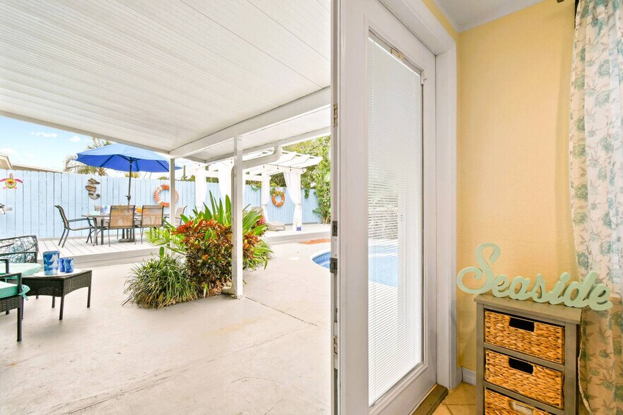 Building Photo - 3270 Grove Rd