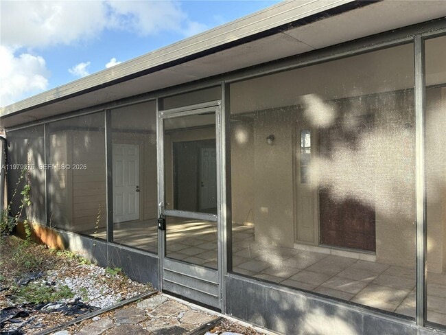 Building Photo - 1970 SW 24th Cir