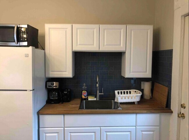 Building Photo - 35 Latta Ave