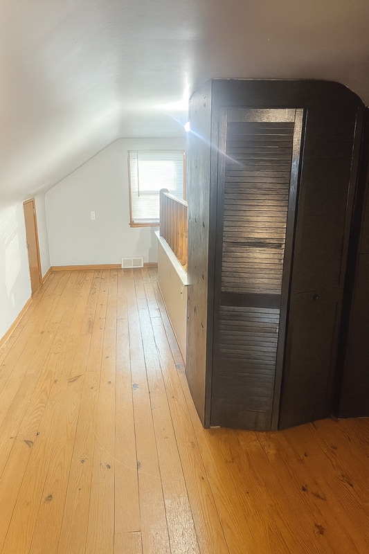 Building Photo - 2235 Ridgelawn Ave