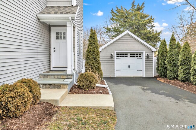 Building Photo - 44 Morehouse Hwy