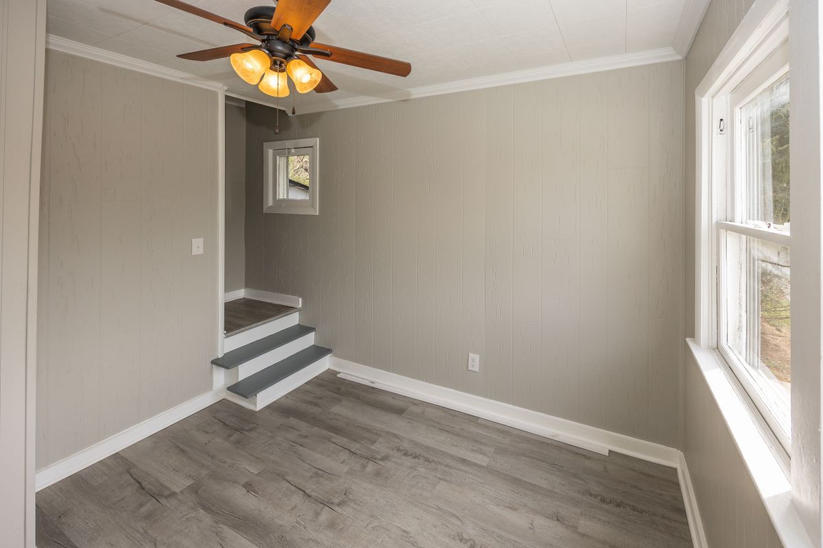 Building Photo - 3012 E Minnesota St