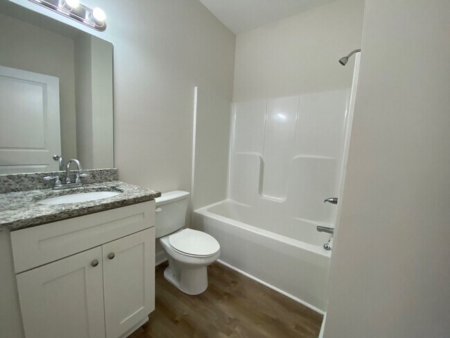 Building Photo - PRE-LEASING FOR AUGUST 2026!