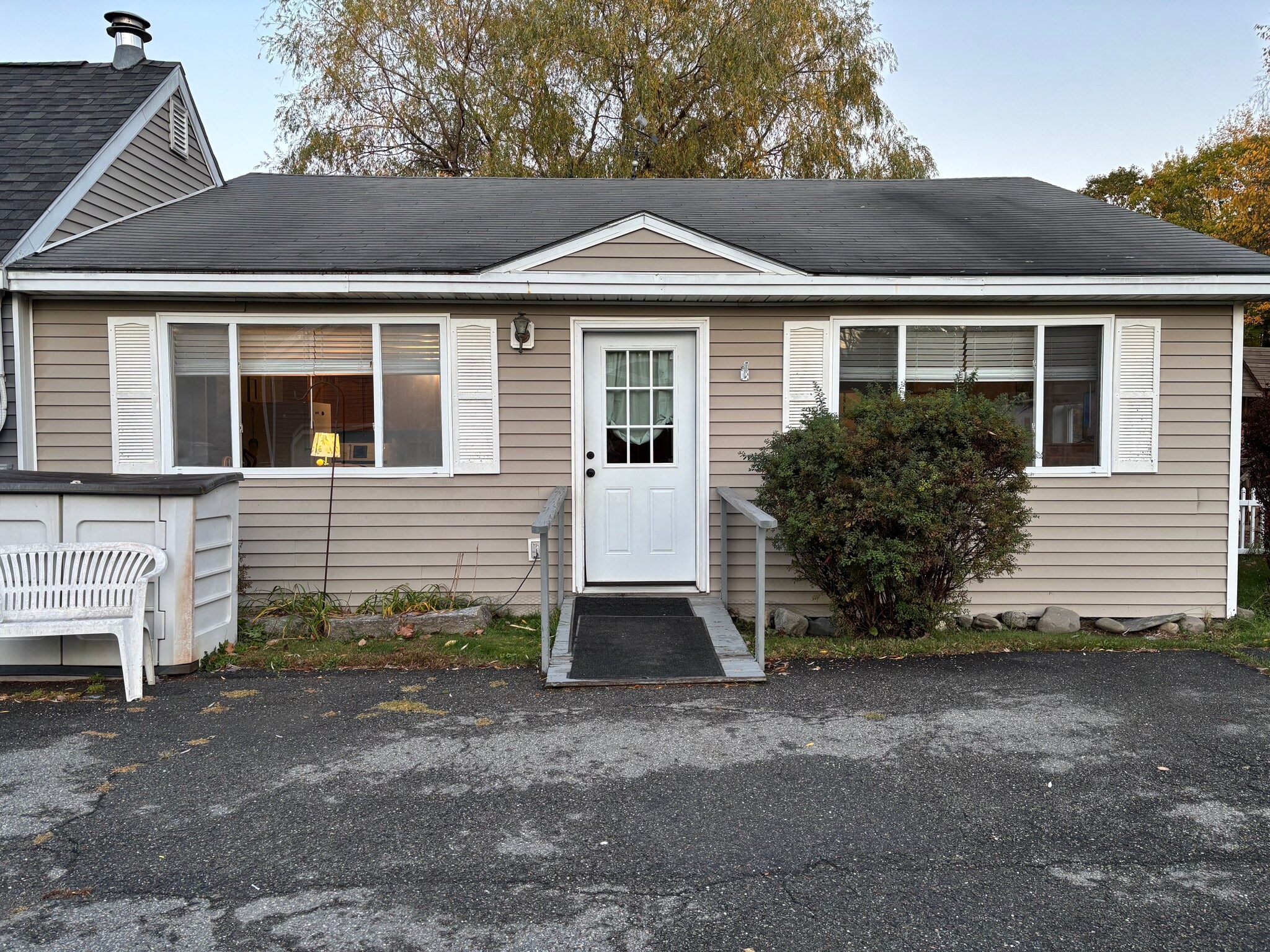 Building Photo - 2776 US-2