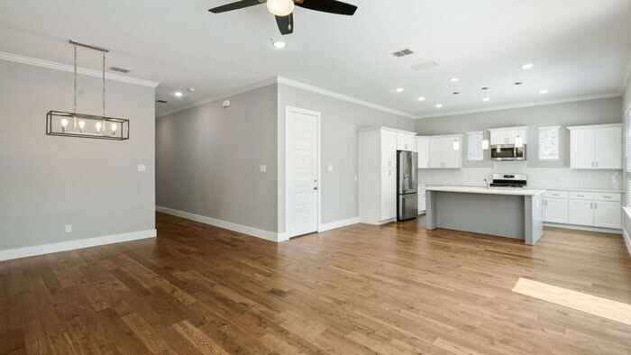 Building Photo - 1707 Paytyn Dr