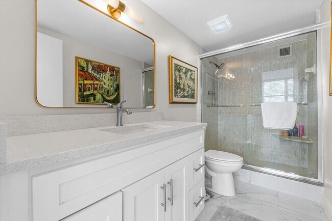 Building Photo - 2600 N Flagler Dr