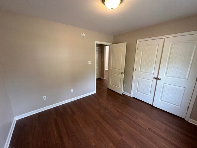 Building Photo - 1311 Crosstown Ct