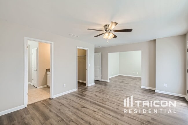 Building Photo - 12553 Druids Glen Dr