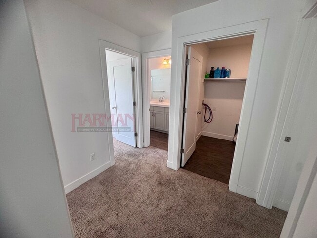 Building Photo - 451 E 280 N