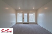 Building Photo - Newer 3 Bedroom, 2.5 Bathroom Townhome in ...