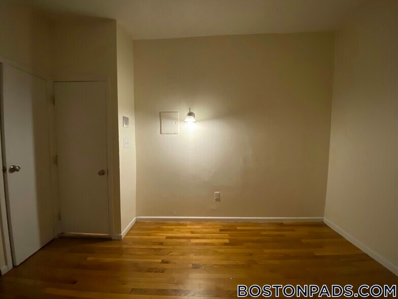 Building Photo - 51 S Huntington Ave