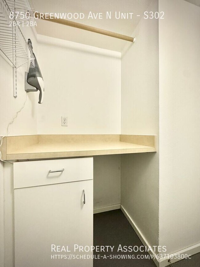 Building Photo - 8750 Greenwood Ave N