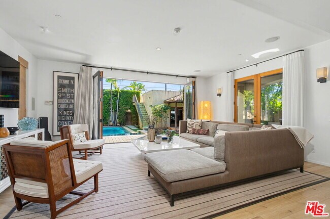 Building Photo - 420 Alta Ave