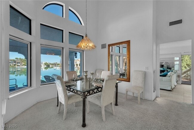 Building Photo - 8744 Captains Pl