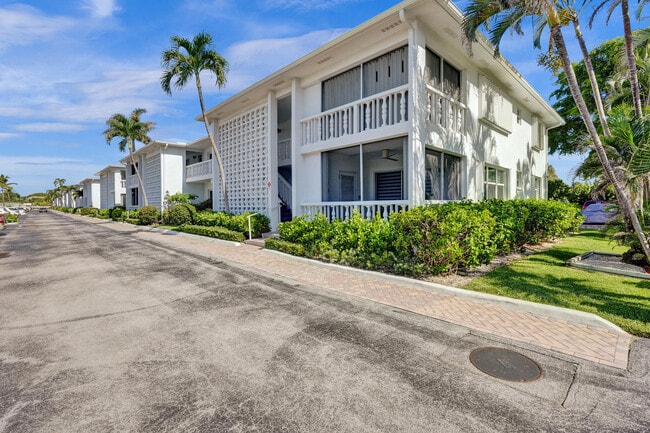 Building Photo - 4201 S Ocean Blvd