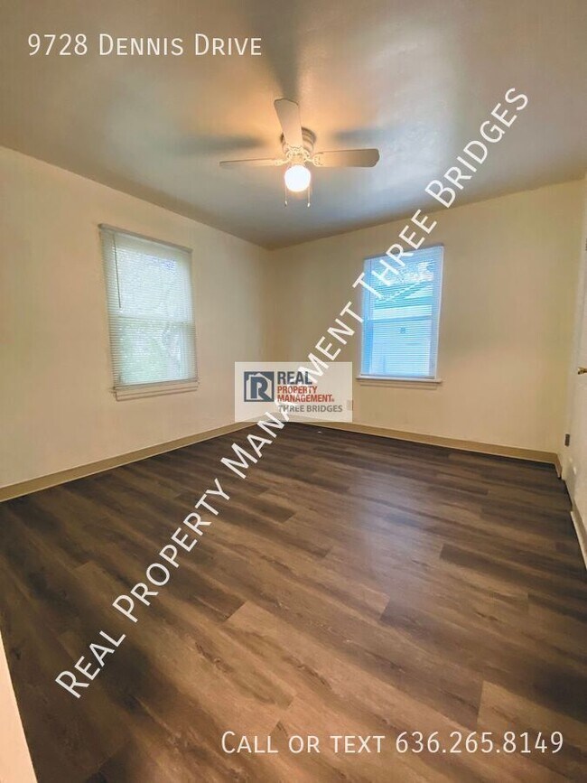 Building Photo - 9728 Dennis Dr