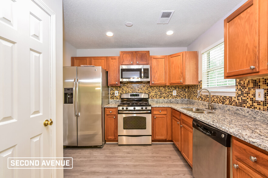 Building Photo - 2676 Boulder Pointe Way