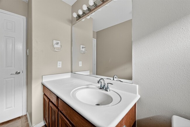 Building Photo - 16919 Creek Mountain Dr