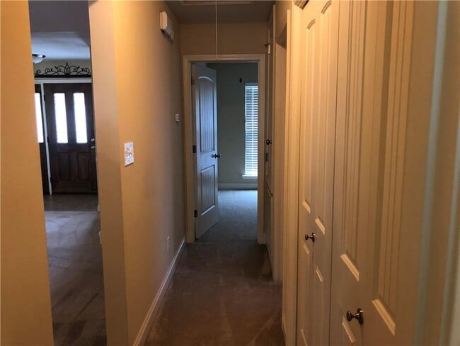 Building Photo - 8195 Savage Loop