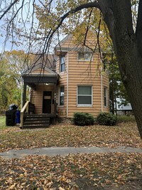 Building Photo - 891 E 149th St