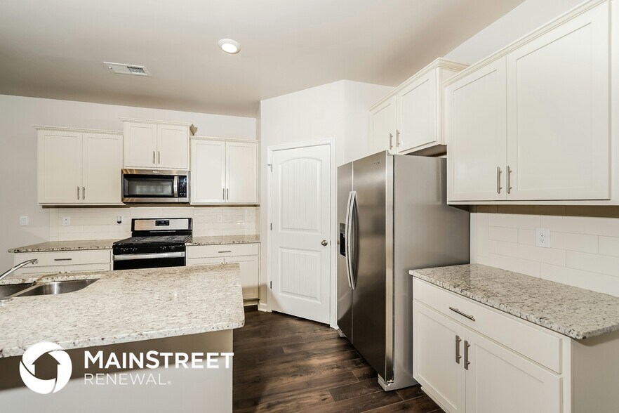 Building Photo - 1398 ARCHER'S COVE WAY