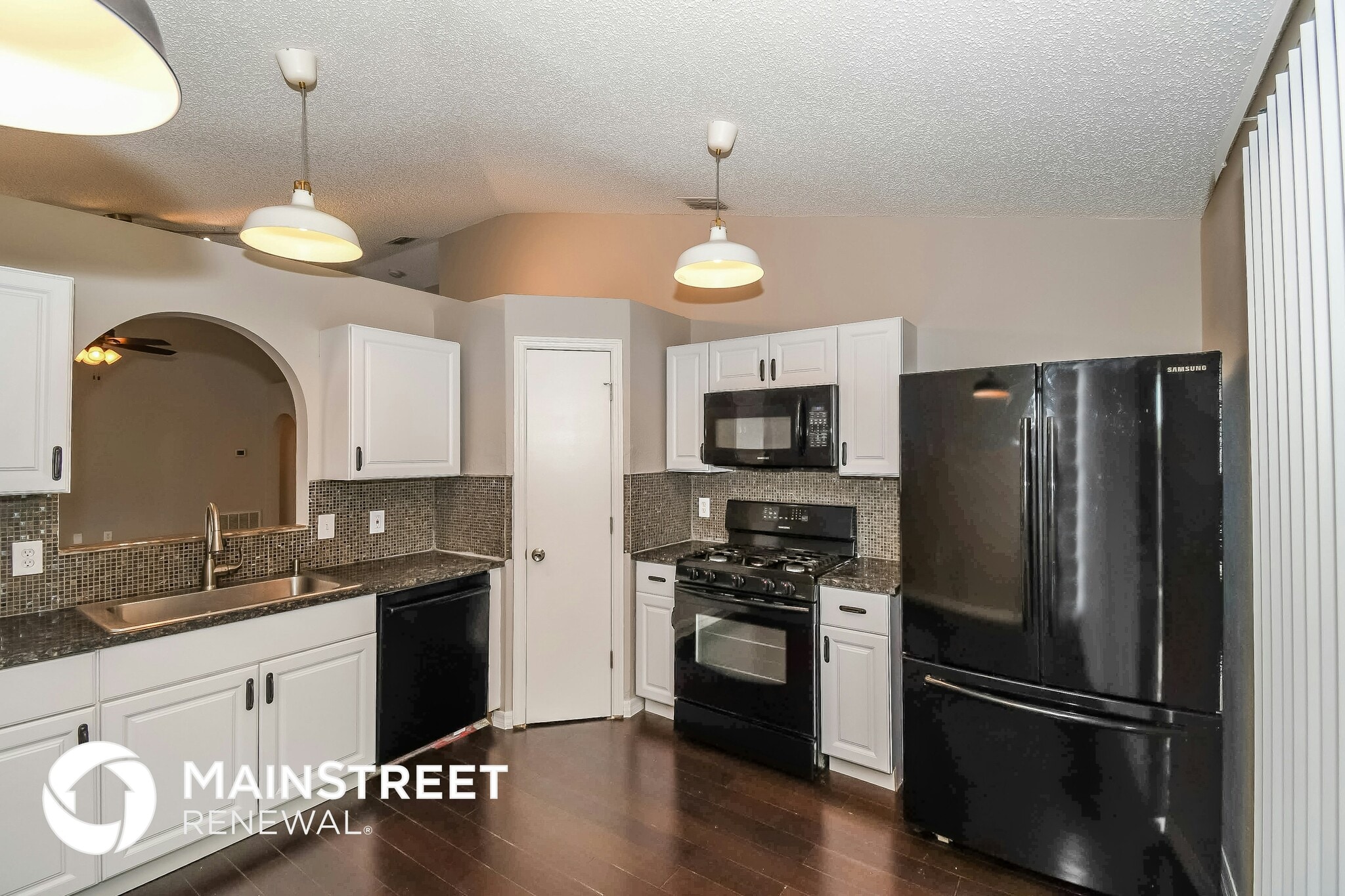 Building Photo - 7336 Lawn Tennis Ln