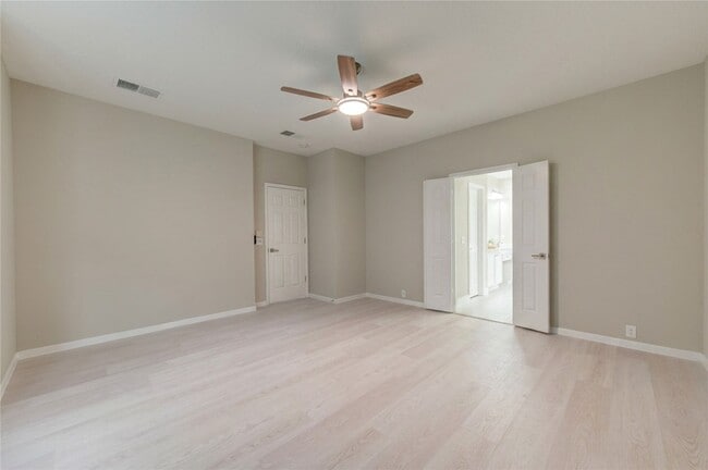 Building Photo - 11706 Canyon Breeze Dr