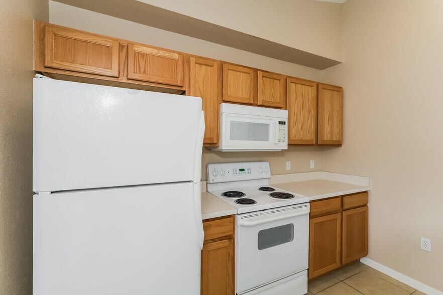 Building Photo - 2837 Mingo Dr