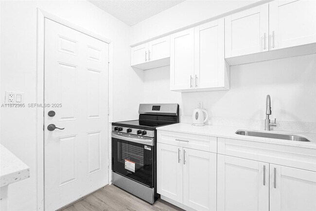 Building Photo - 13210 Memorial Hwy